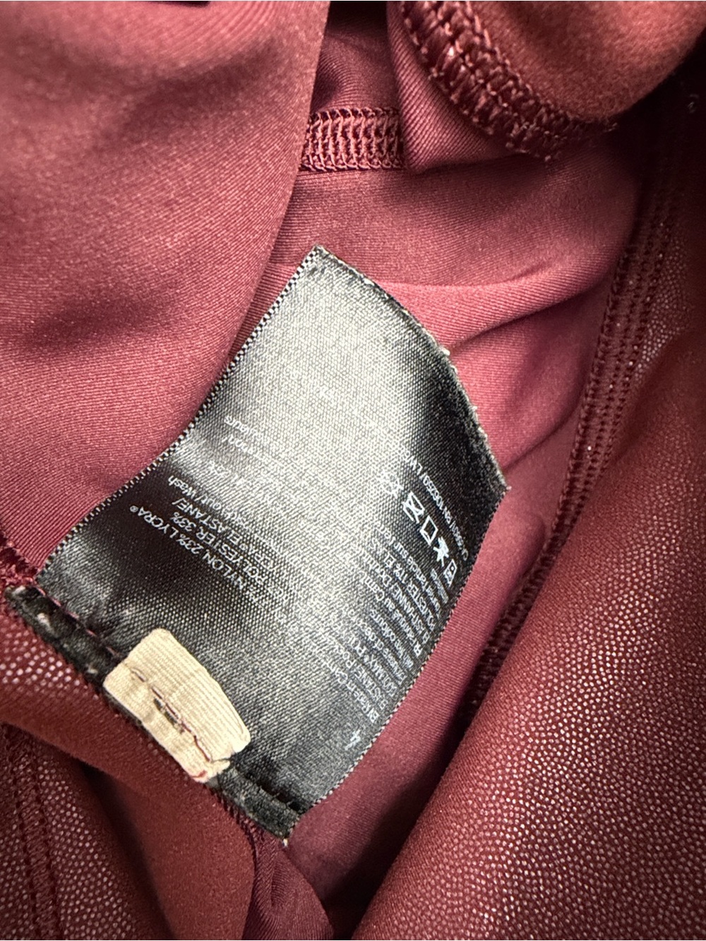 Lululemon Wunder Train High-Rise Tight 25" *Foil in Radiate Foil Red Merlot 4 - Picture 6 of 7